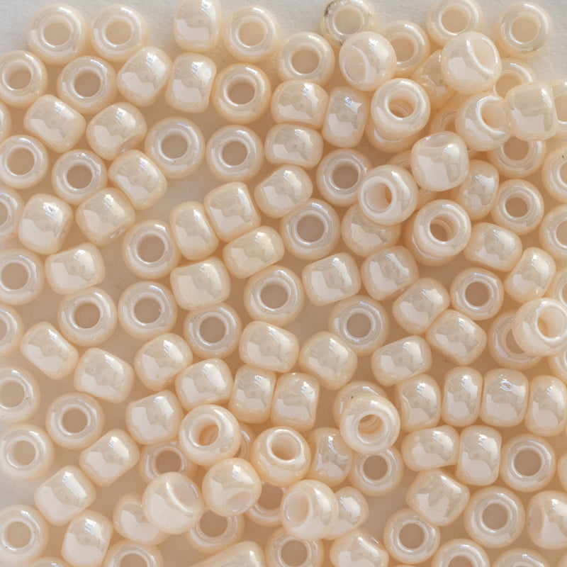 Toho Round Seed Beads Size 6/0 4mm, 123 Opaque-Lustered Light Beige