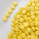 Matubo Ginko Beads 7.5mm, Chatoyant - Yellow