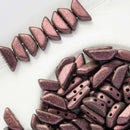 Les Perles Par Puca - Tinos Par Puca 4x10mm, Metallic Suede - Dark Violet